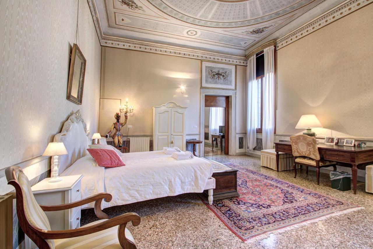 Doge Stair, Gorgeous - Bbc Venice Grand 2024 Tour Recorded Here! المظهر الخارجي الصورة